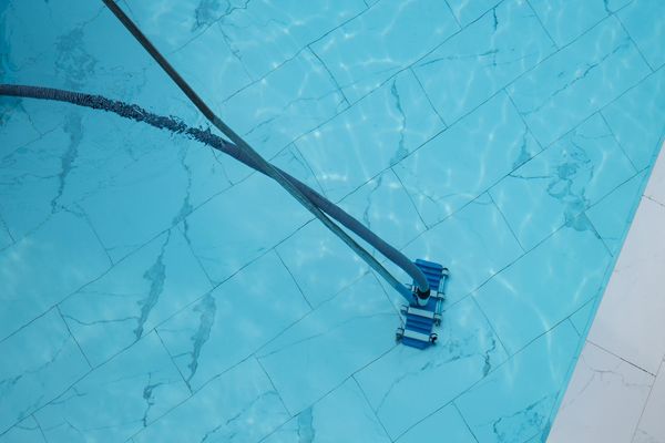 cleaning a swimming pool dream meaning